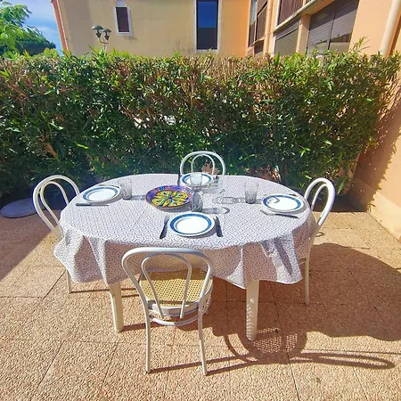 Apartmán Avec Piscine Et Parking - 4 Pers. - Fr-1-696-152 *