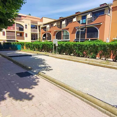 Apartmán Avec Piscine Et Parking - 4 Pers. - Fr-1-696-152 *